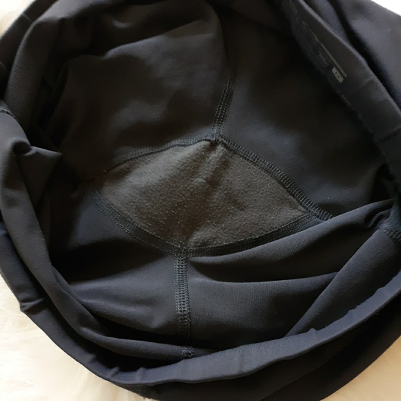 Victoria's Secret VSX Gray Stretch Workout Pants - Picture 6 of 8